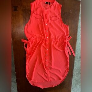 Cruel Girl Sleeveless Button-Down Shirt